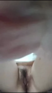 眼镜熟女自慰自拍